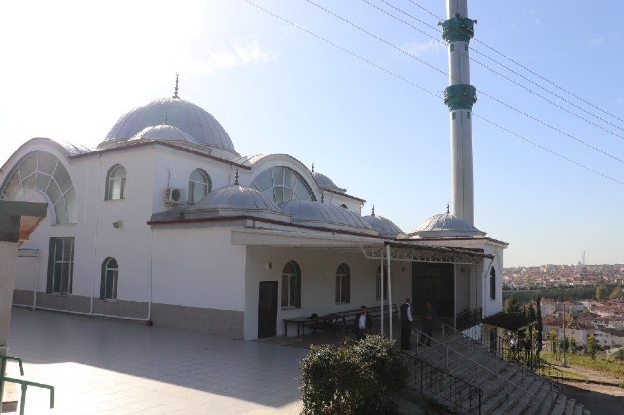 Nene Hatun Cami’nin dış cephesi yenilendi