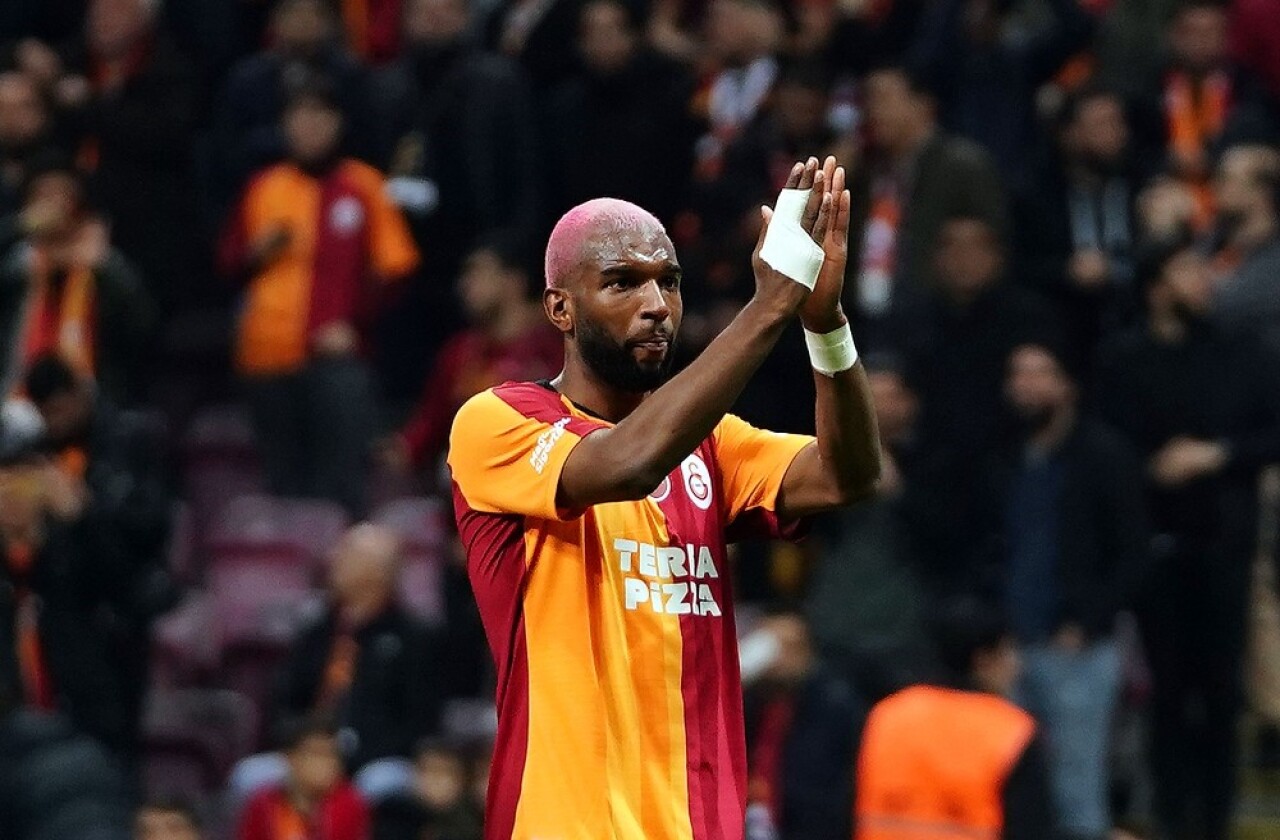 Ryan Babel, gol sayısını 4’e çıkardı