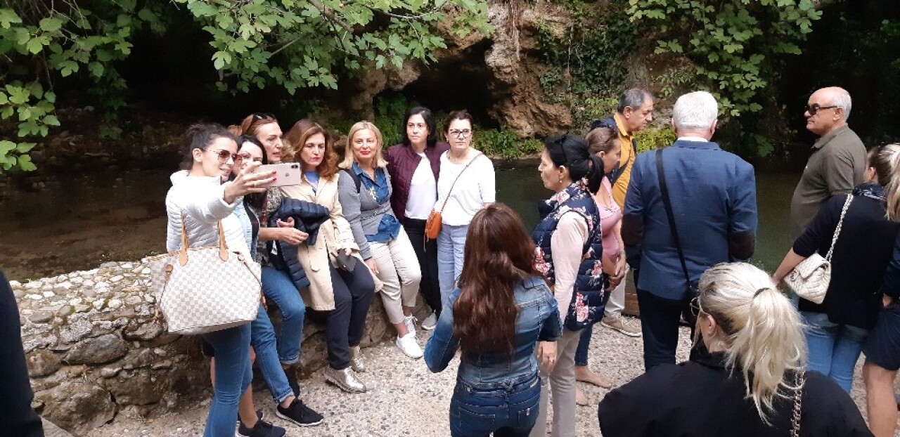 Sındırgı yabancı turistlerin ilgisini çekiyor