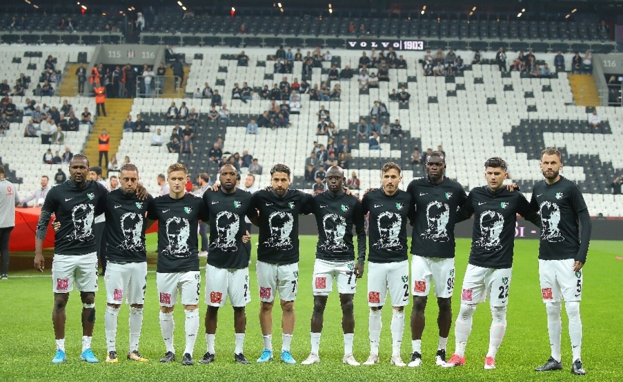 Süper Lig: Beşiktaş: 0 - Denizlispor: 0 (Maç devam ediyor)