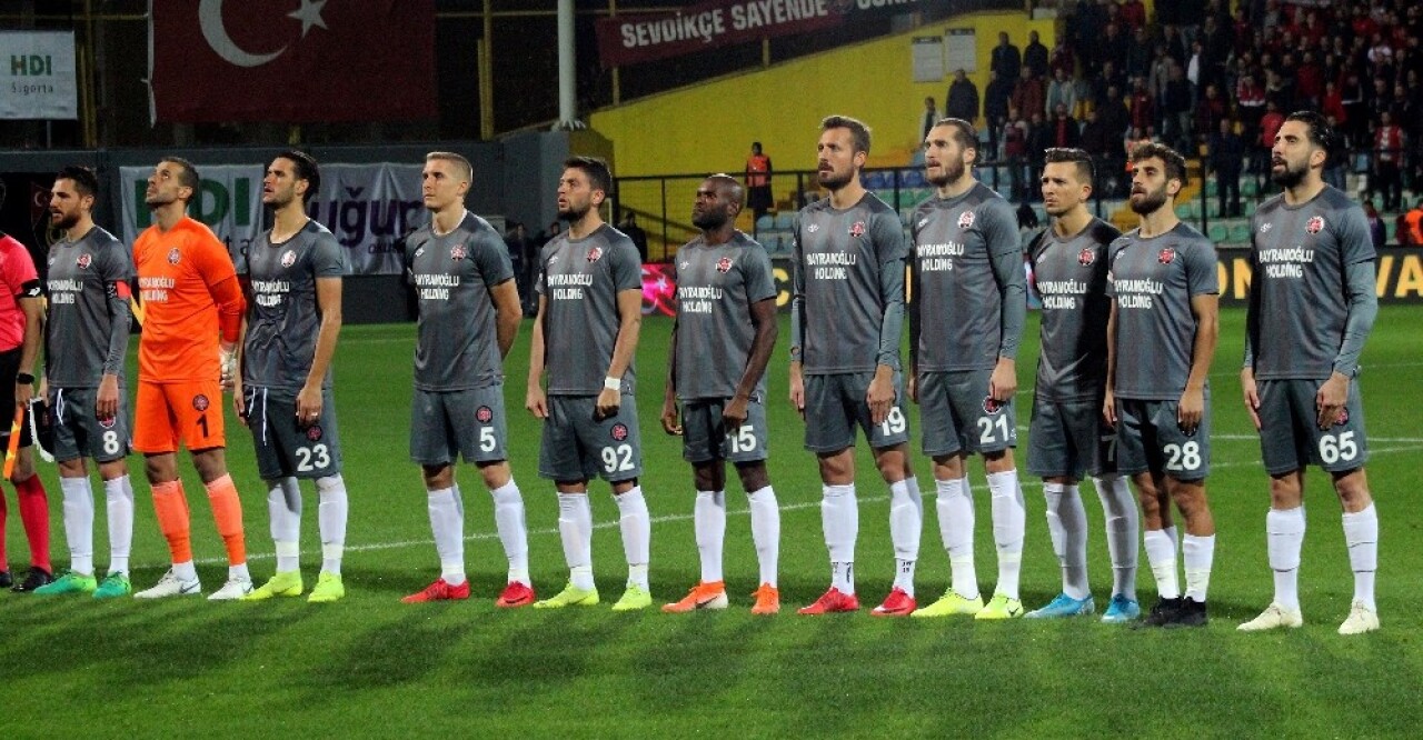 TFF 1. Lig: İstanbulspor: 4 - Fatih Karagümrük: 0