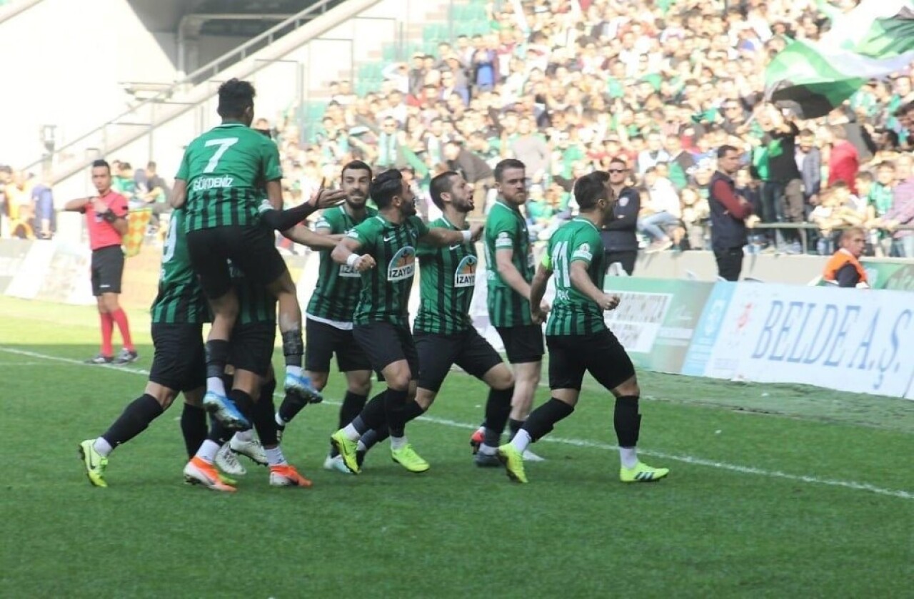 TFF 3. Lig: Kocaelispor: 2- Esenler Erokspor: 0