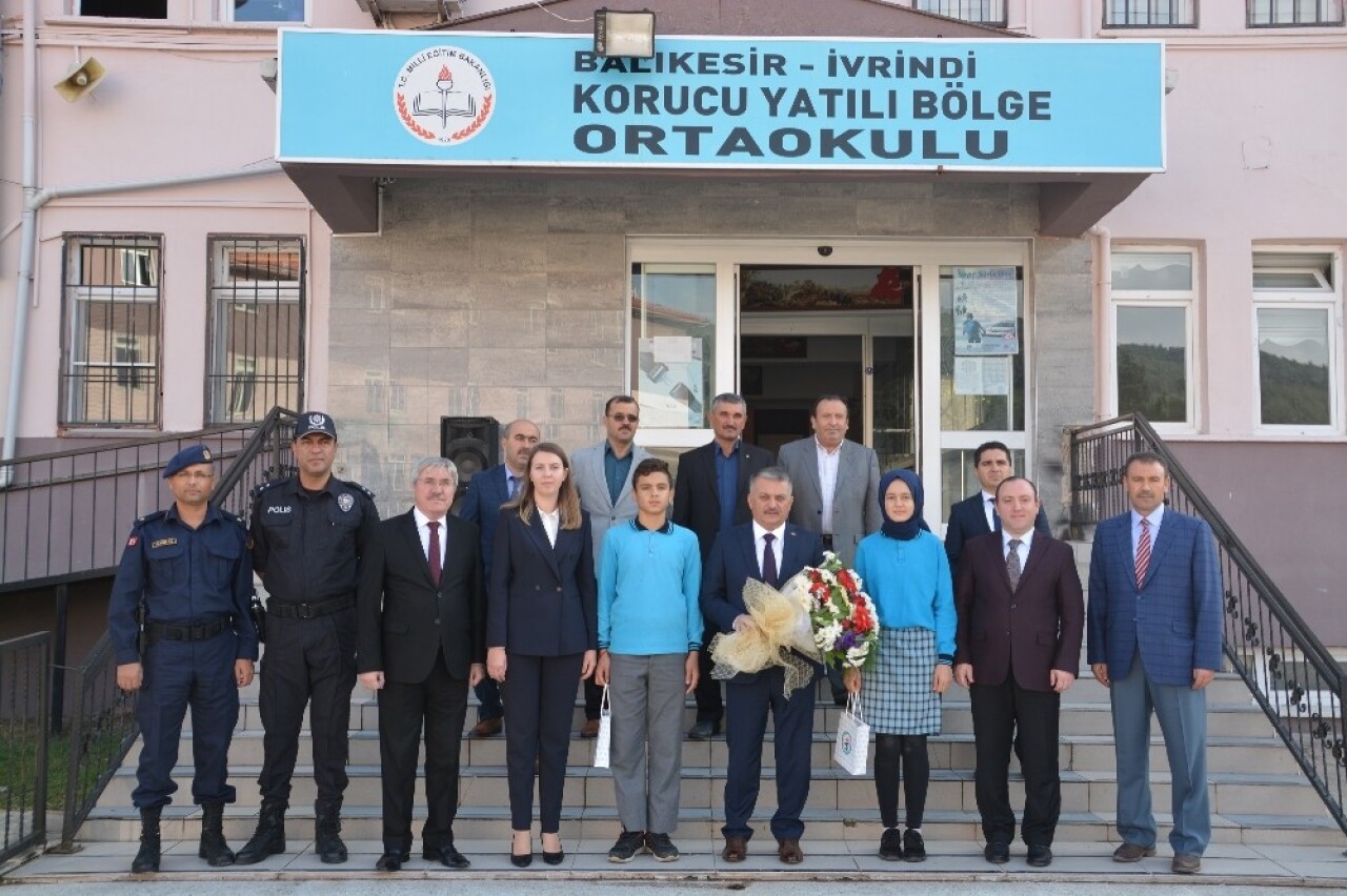 Vali Yazıcı, Teknokent’i ziyaret etti