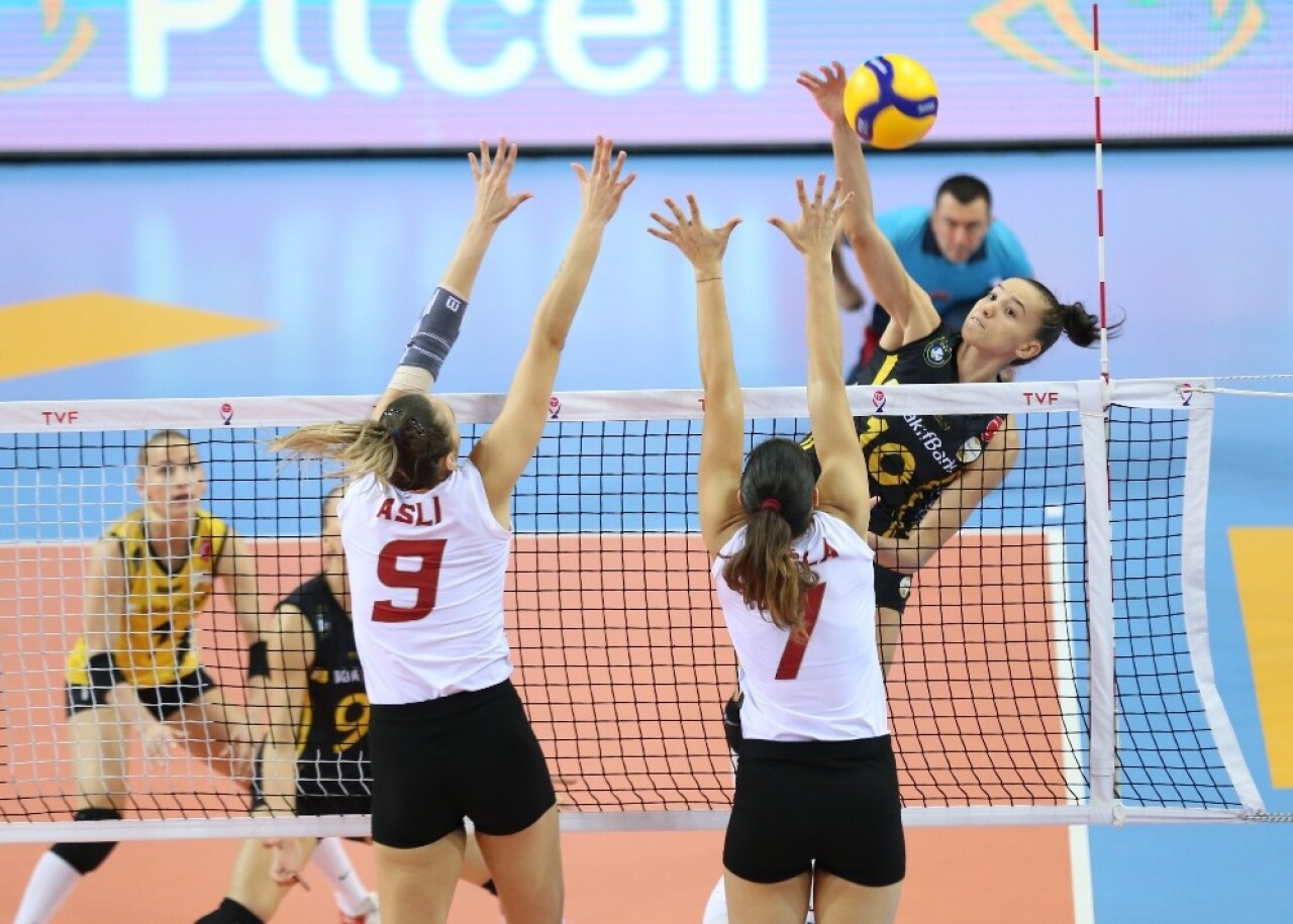 Vestel Venus Sultanlar Ligi: VakıfBank: 3 - Galatasaray: 1