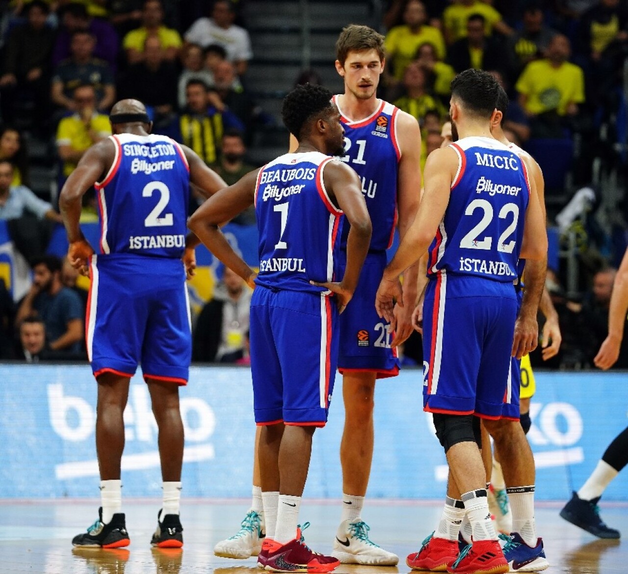 Anadolu Efes’in konuğu Maccabi FOX Tel Aviv