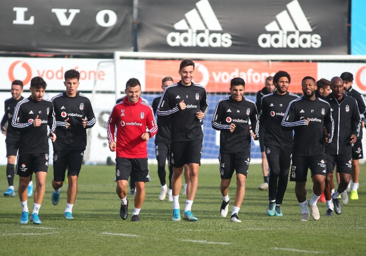 Beşiktaş’ta derbi hazırlıkları sürüyor