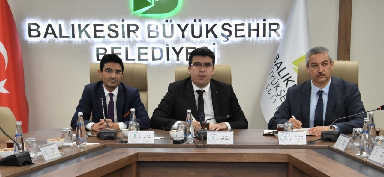 Büyükşehir’de 20 ilçede vatandaş odaklı hizmet