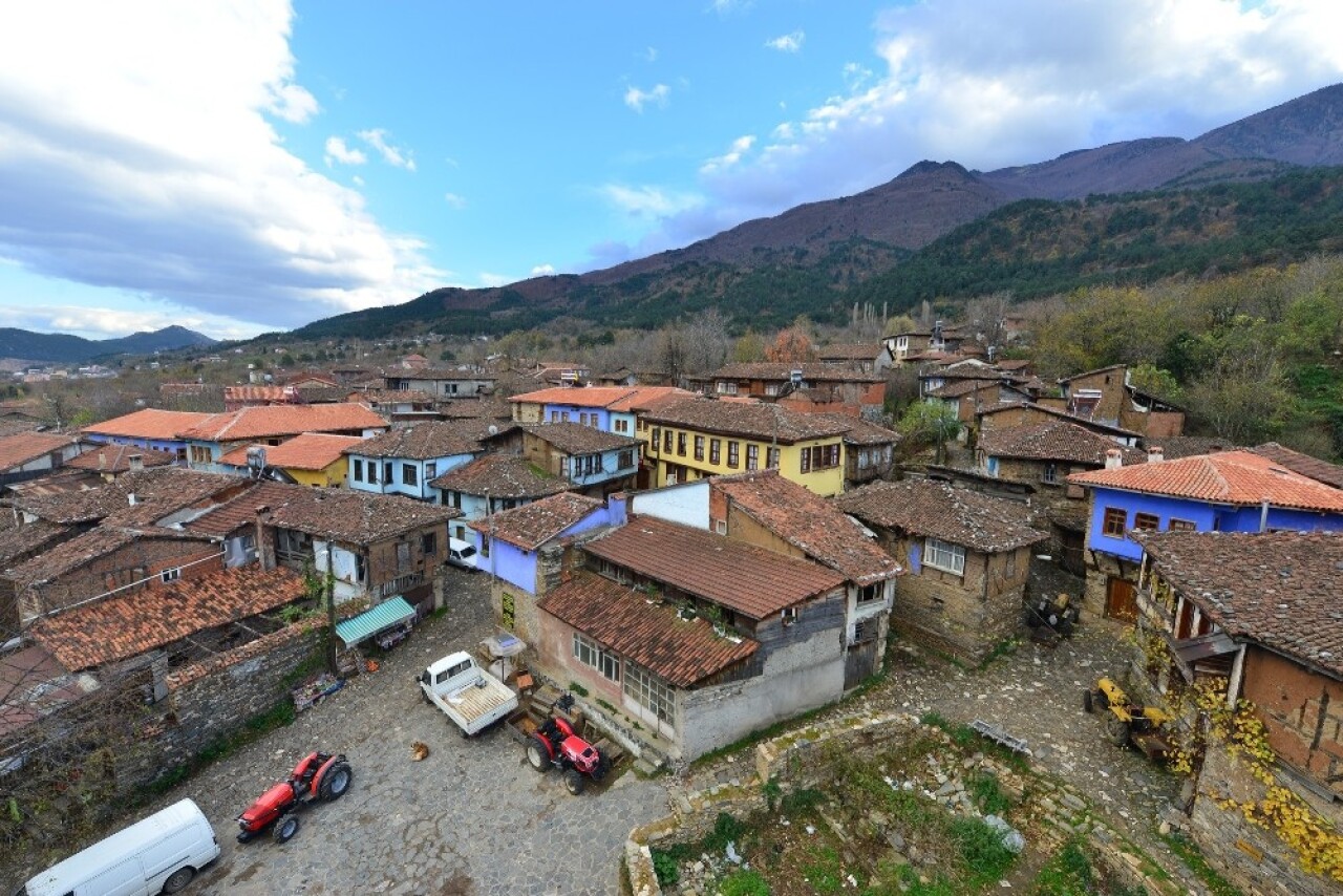 Cumalıkızık’a yöresel çarşı