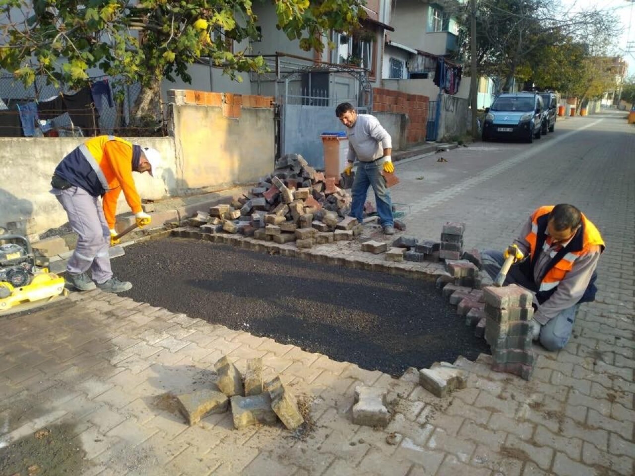 Darıca’da asfalt çalışmaları devam ediyor