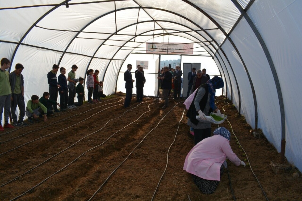 Dursunbey YBO’da Tarım Uygulamaları Atölyesi kuruldu