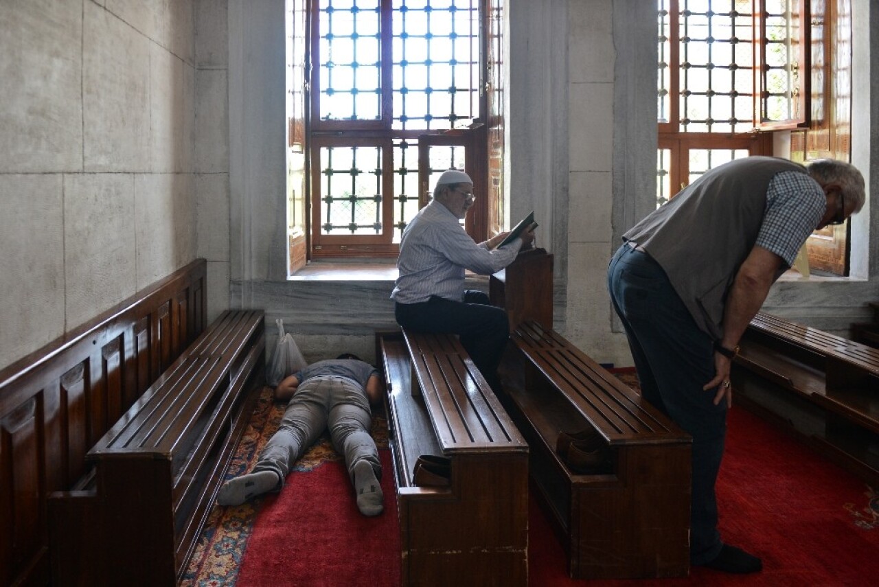 Fatih Camii kilise görünümünden kurtuldu