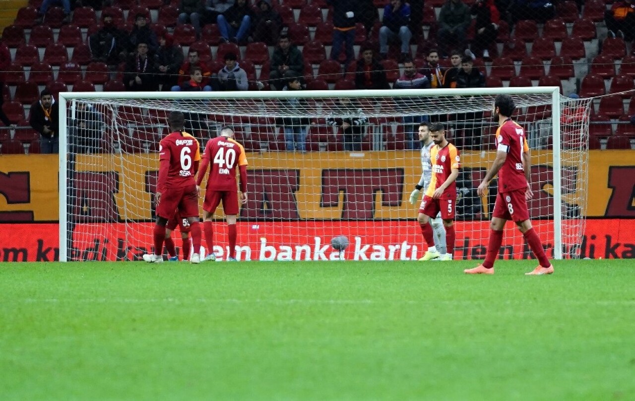 Galatasaray 4 maçtır kazanamıyor