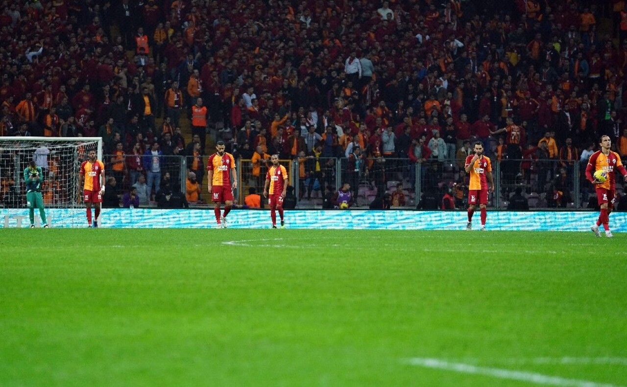 Galatasaray, rakip eksikken 6 gol yedi