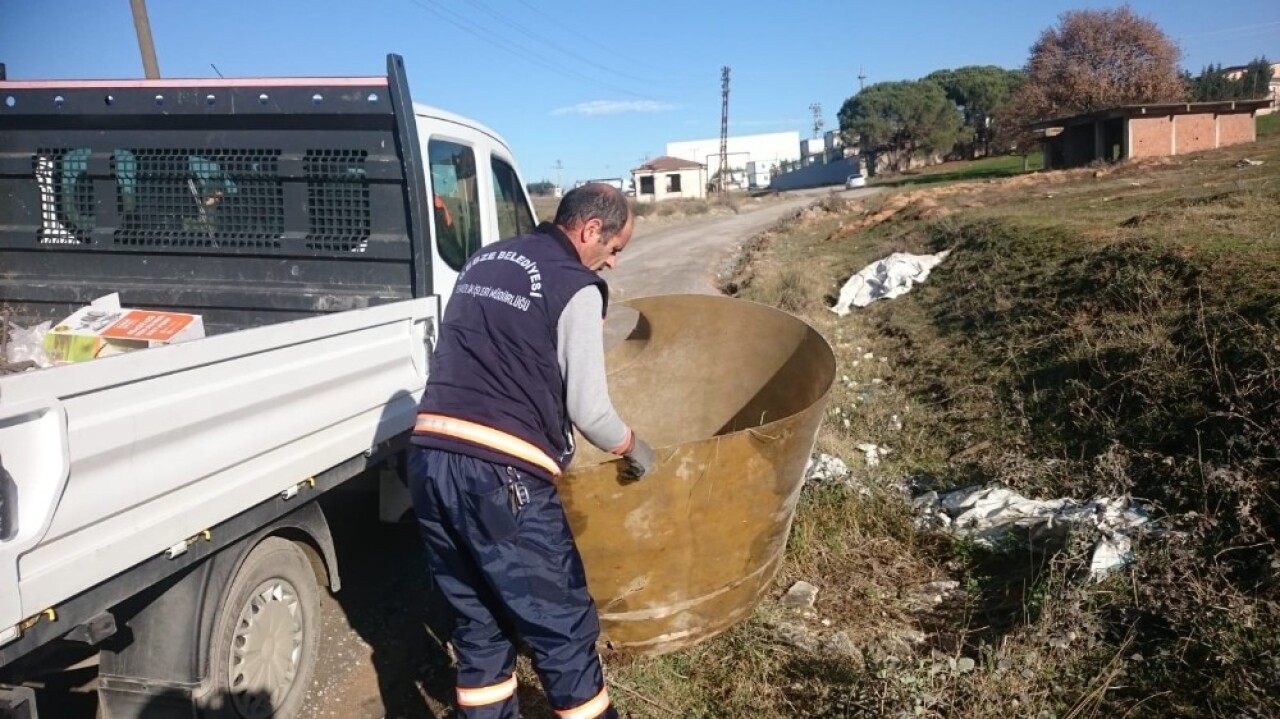 Gebze’nin kırsal kesimlerinde mıntıka temizliği