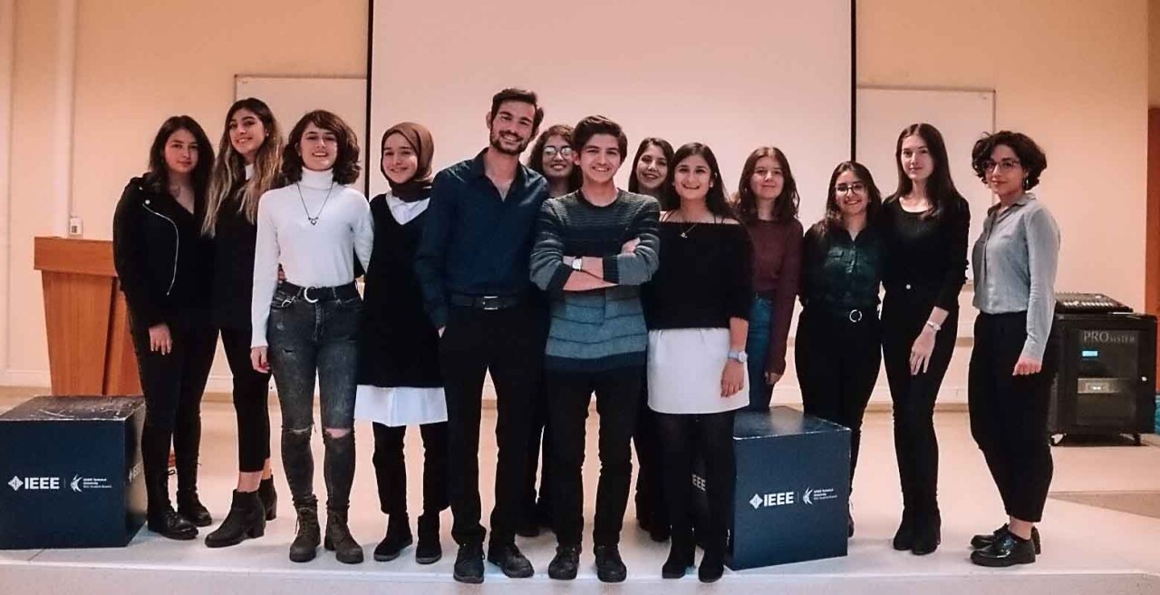 Mühendislik ve Tıp Alanlarında Biyoteknoloji’yi Konuştular