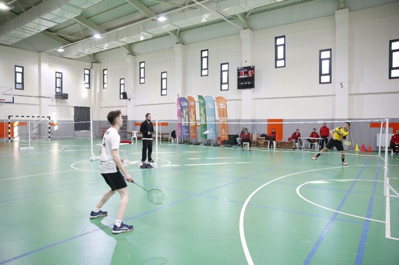 Hayatını adadığı badmintonda şampiyon oldu