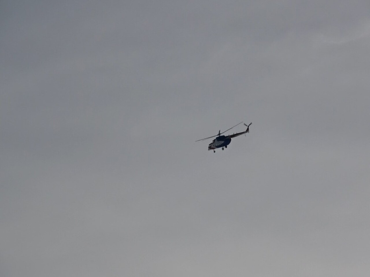 Helikopterler Uludağ’da indirme yapıyor