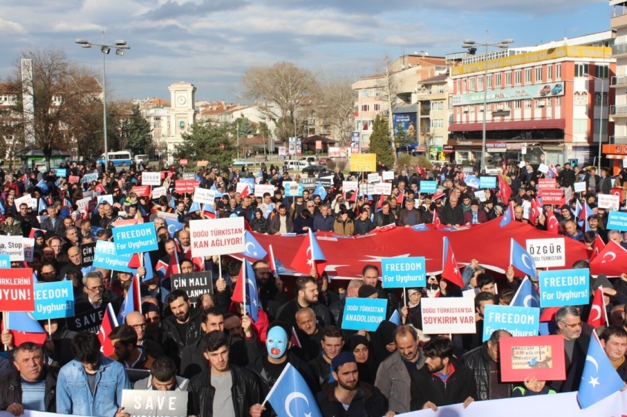 İnegöllüler Doğu Türkistan için yürüdü