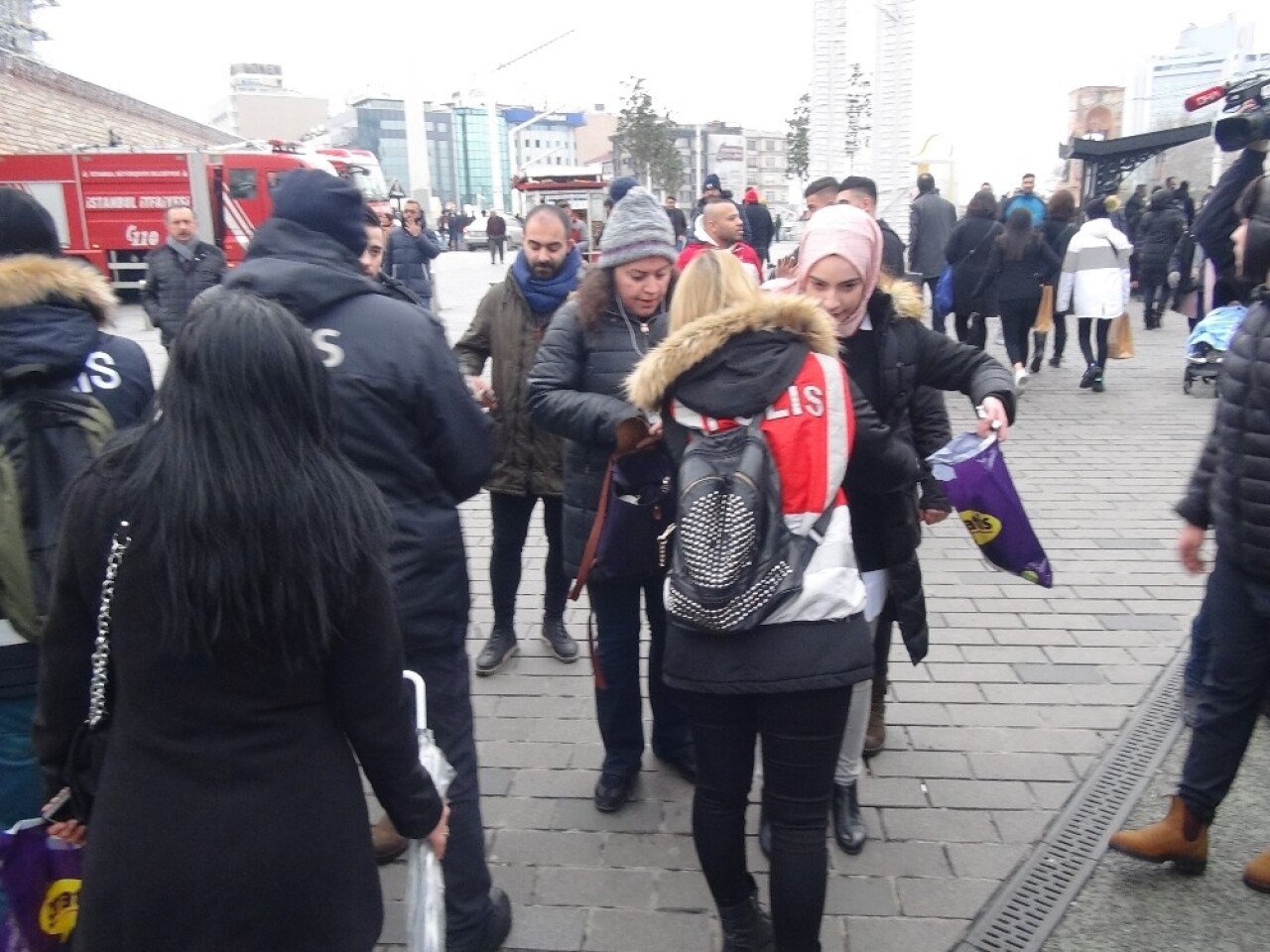 İstiklal Caddesi’nde insan seli