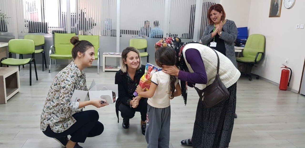 İzmit Belediyesinden minik Emine Nur’a 5. yaş sürprizi