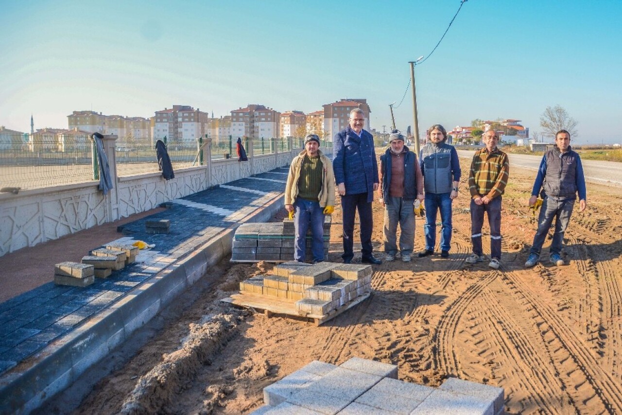 Karacabey’de kırsal mahallelere destek sürecek