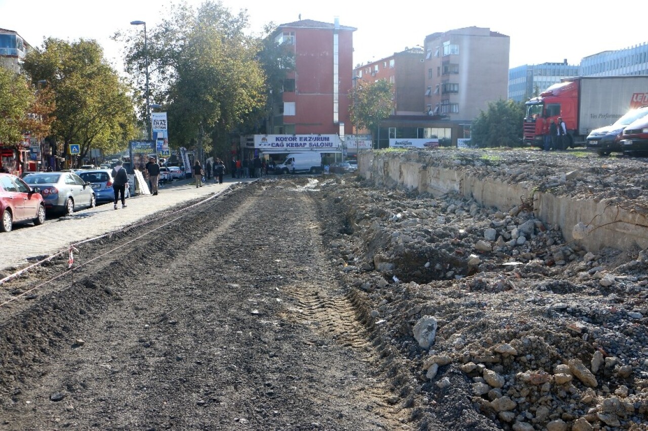 Kartal’da Spor Caddesi yenileniyor