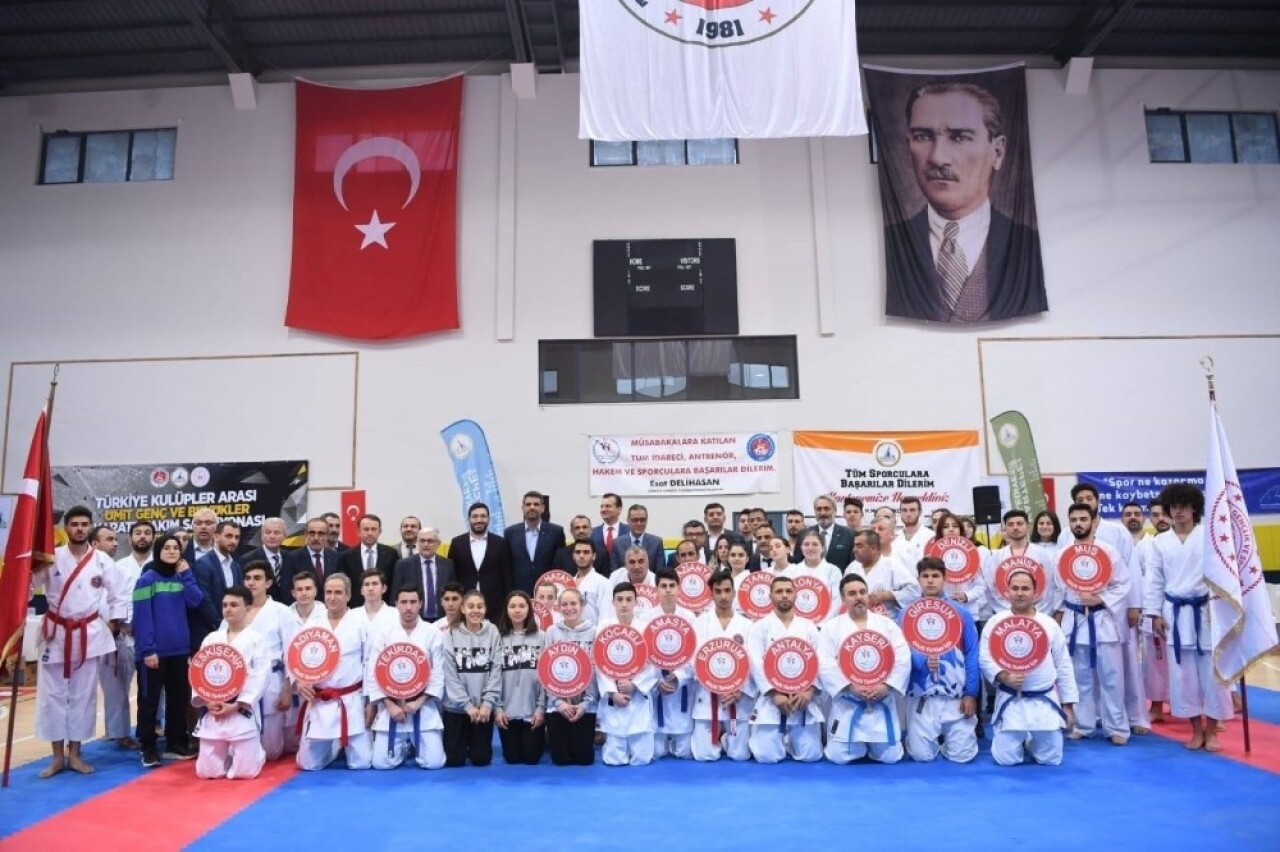 Kartepe’de karate şampiyonları belli oldu