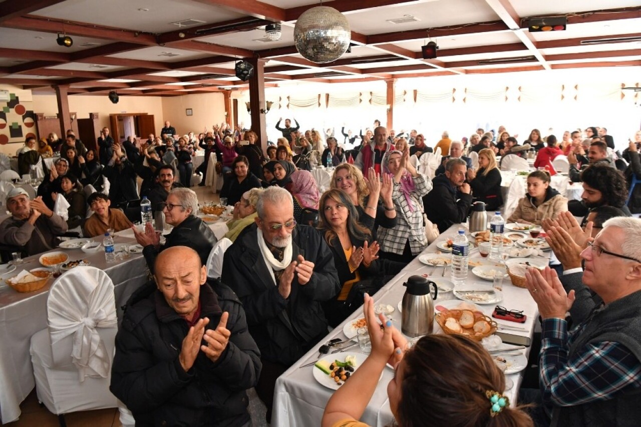 Maltepe’de engelli vatandaşlar onuruna kahvaltı