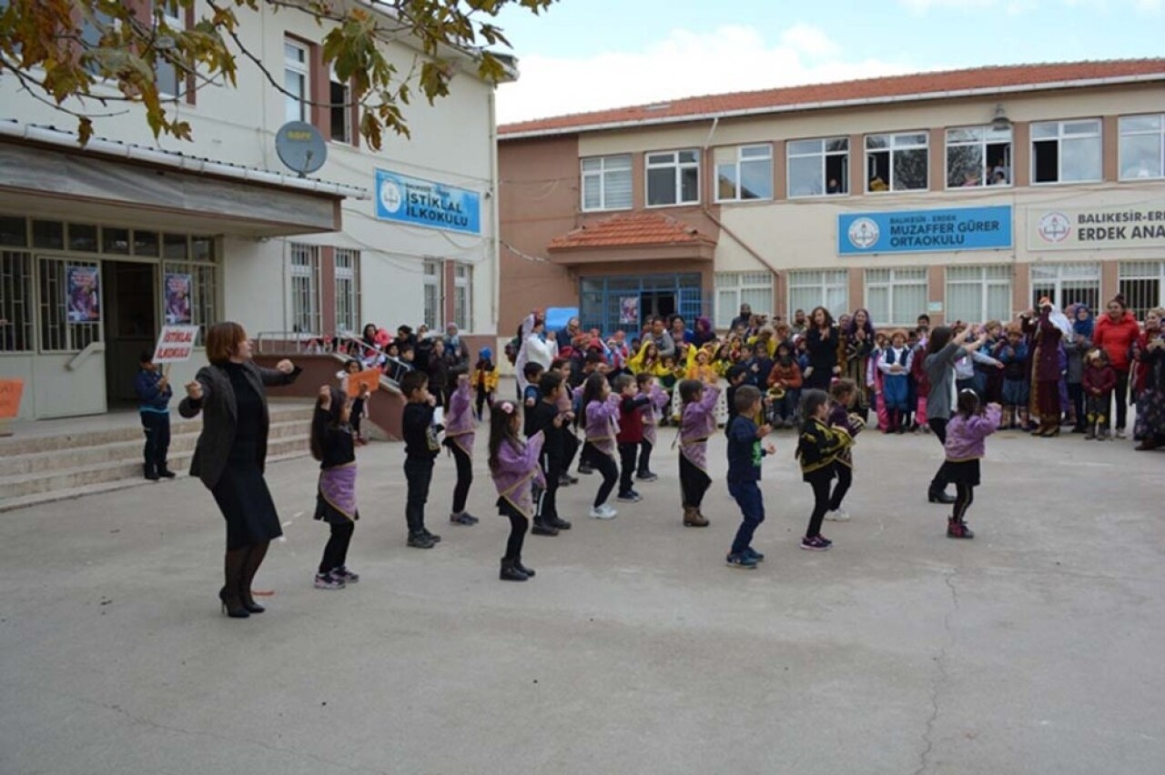 Öğrencilerden “Yedi Bölge Yedi İklim” temalı etkinlik