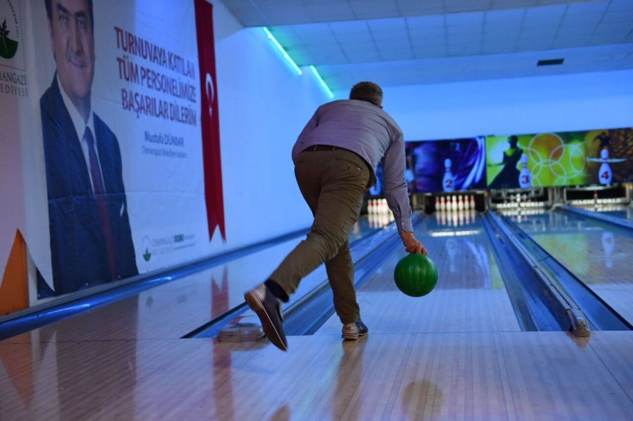 Osmangazi personelinin bowling heyecanı