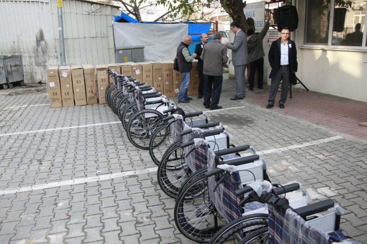 Protokol koltuğu tekerlekli sandalye oldu