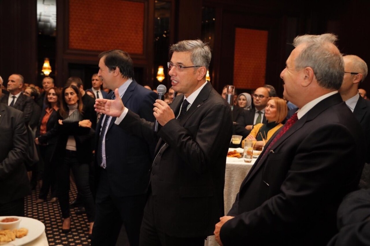 Sağlık Çalışanları Kongresi ve İstanbul Sağlık Yöneticileri Derneği’nin tanıtım toplantısı yapıldı