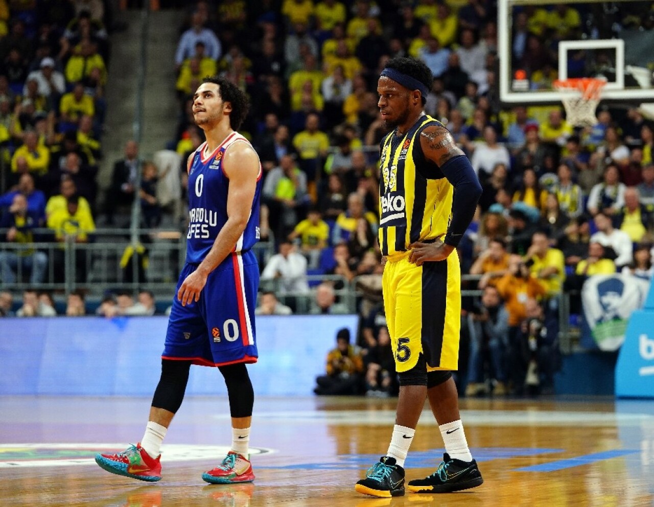 Son 10 maçta Efes, Fener’e karşı üstün