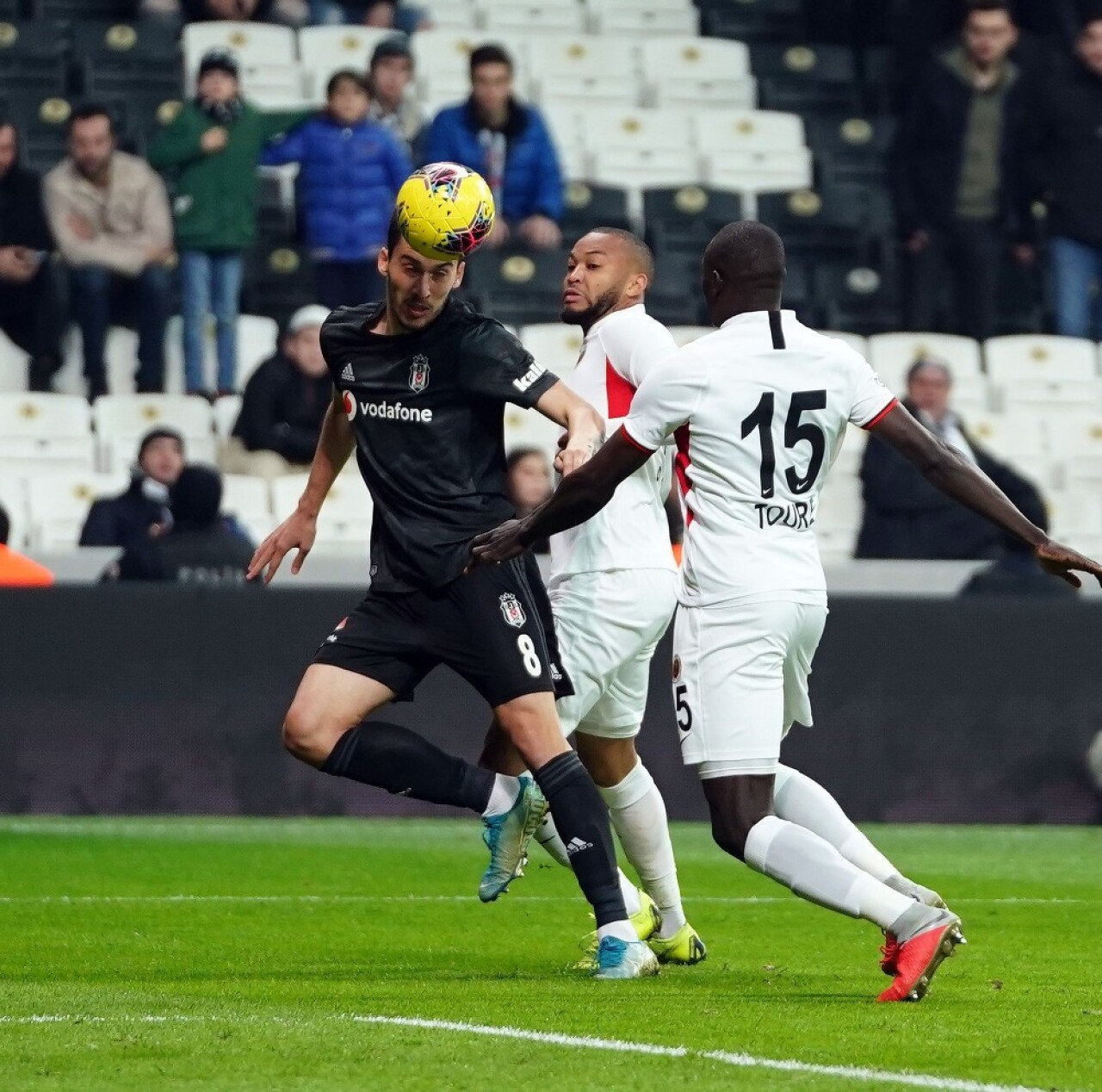 Süper Lig: Beşiktaş: 4 - Gençlerbirliği: 1 (Maç sonucu)