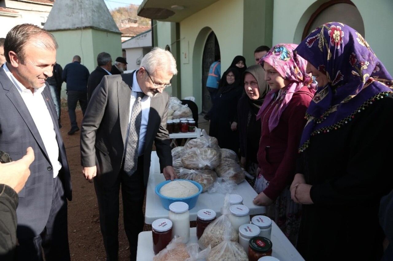 Toprak Ana Günü’nde üreten köylüye destek çağrısı