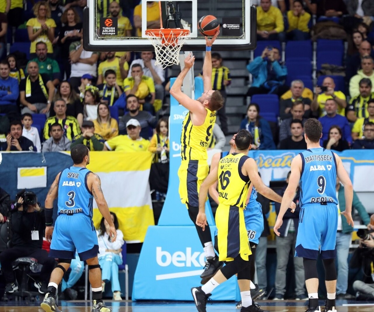 Turkish Airlines EuroLeague: Fenerbahçe Beko: 107 - Alba Berlin: 102
