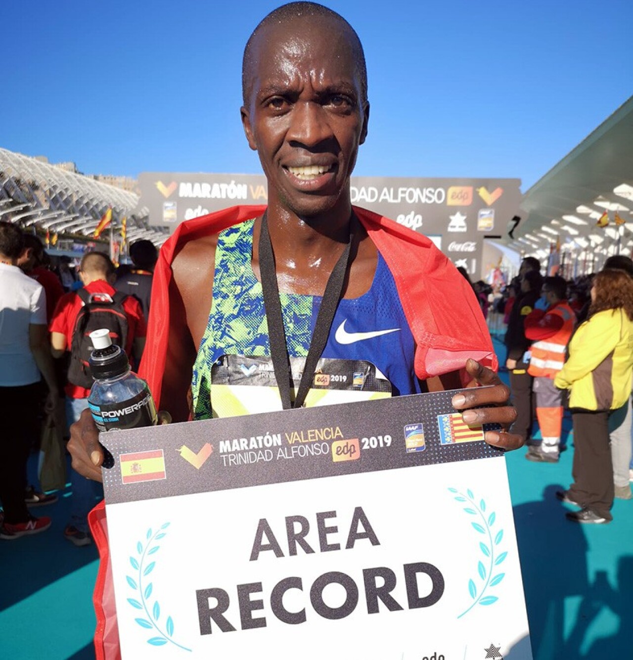 Valencia Maratonu’nda Kaan Kigen Özbilen’den rekor