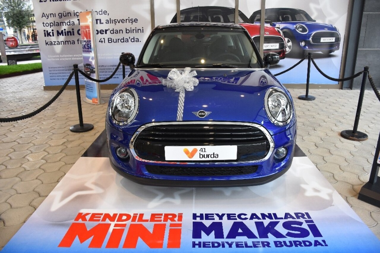 Yeni Yılın Coşkusu “Mini Cooper” Kampanyası İle 41 Burda’da Devam Ediyor