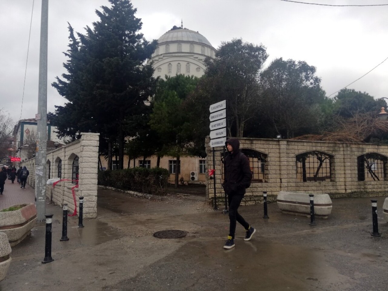 (Özel) Depremde minaresi yıkıldı, fırtınada kubbe kaplaması söküldü