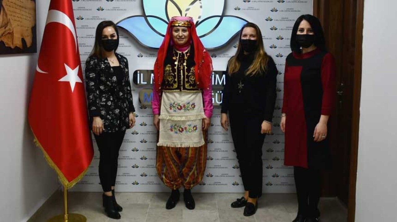 Sakarya'nın Yöresel Kıyafetleri Nakış Nakış İşlendi
