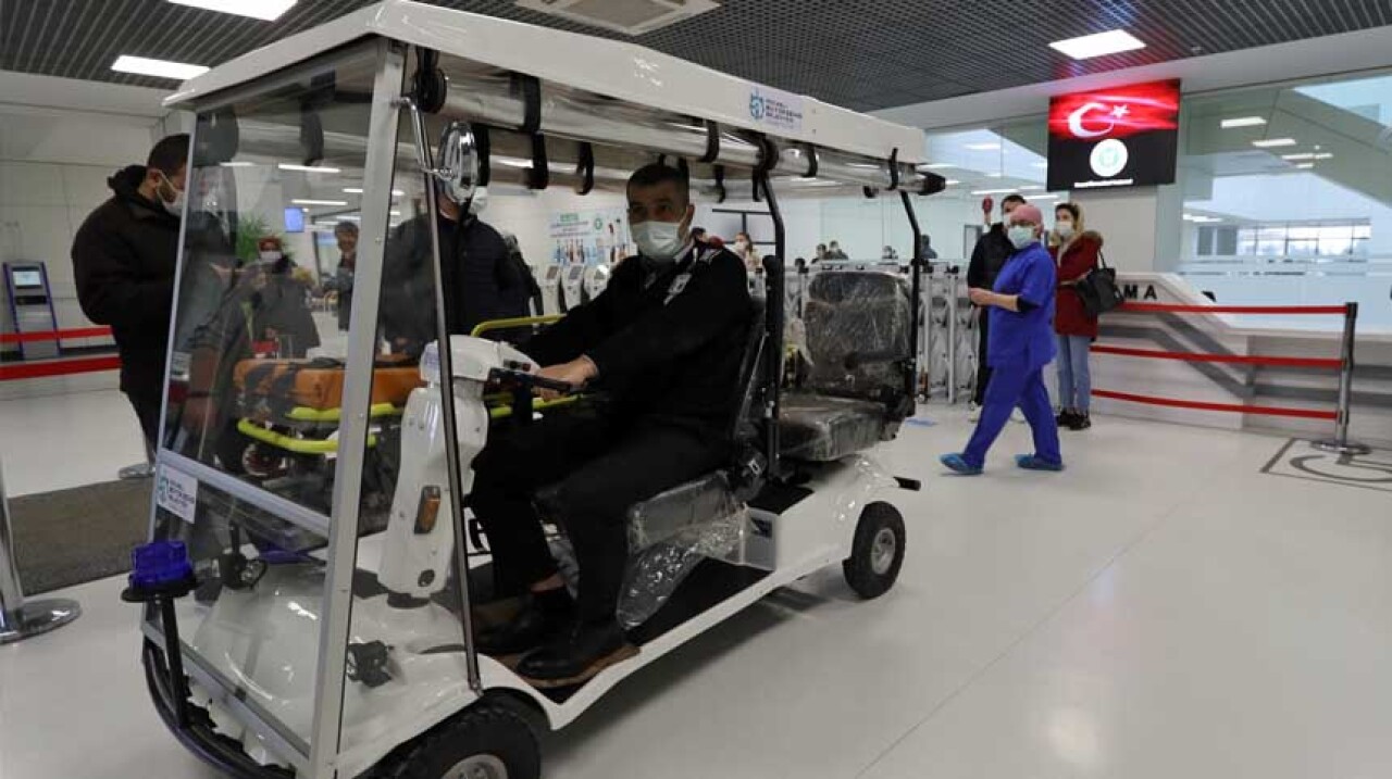 Elektrikli Ambulans araçları hastane içerisinde kullanılmaya başlandı