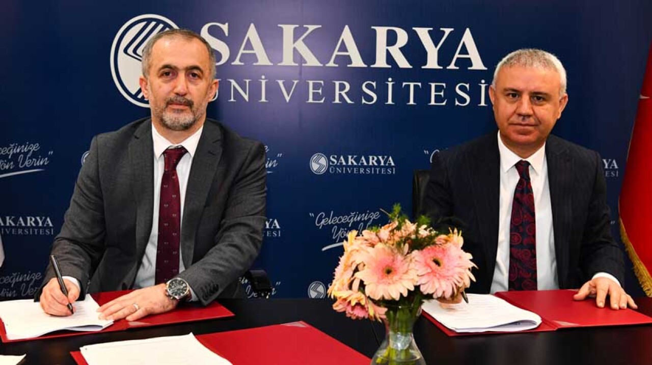 Sakarya Üniversitesi ile Koop-İş Anlaştı