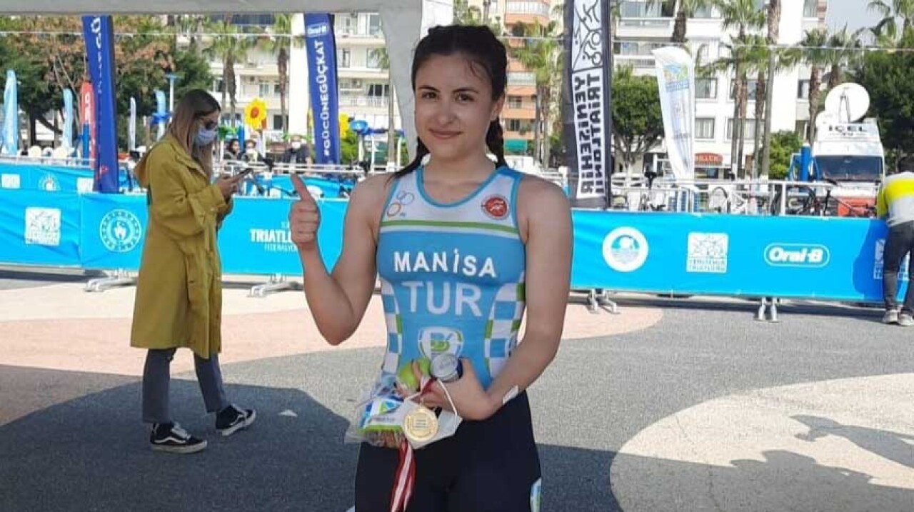 Elif Manisa, Türkiye Şampiyonu oldu