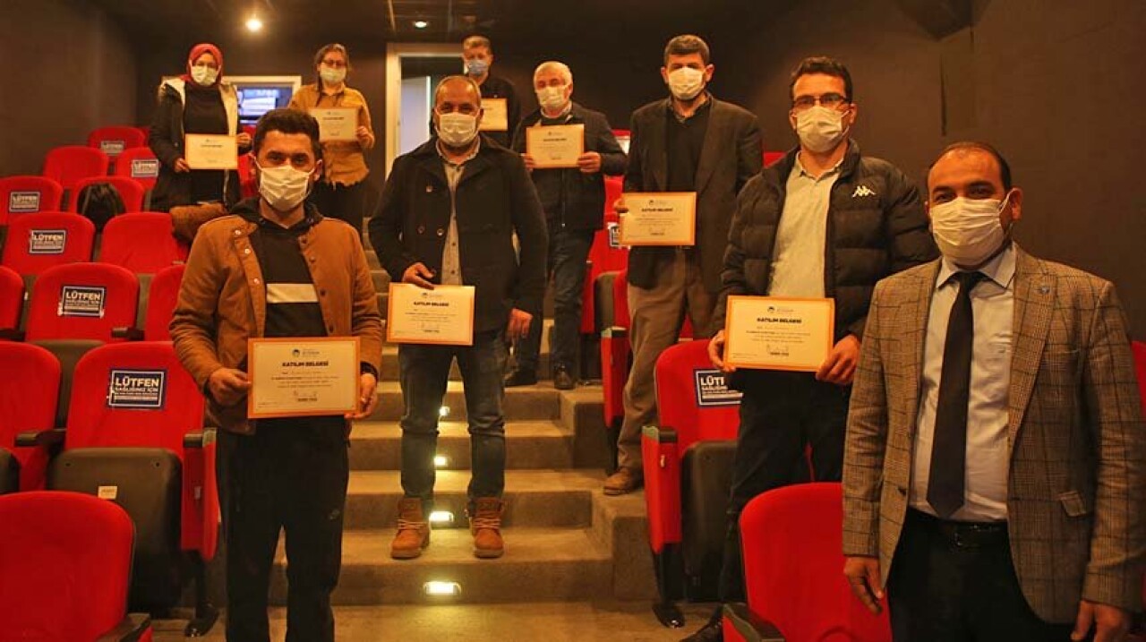 54 Katılımlı Arıcılık projesinde üreticiler sertifikalarını aldı
