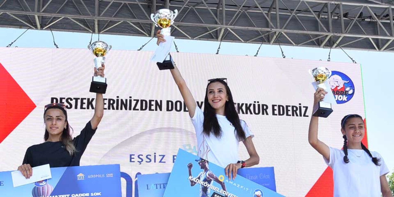 Kadıköy Cadde 10K koşusunun kazananları belli oldu