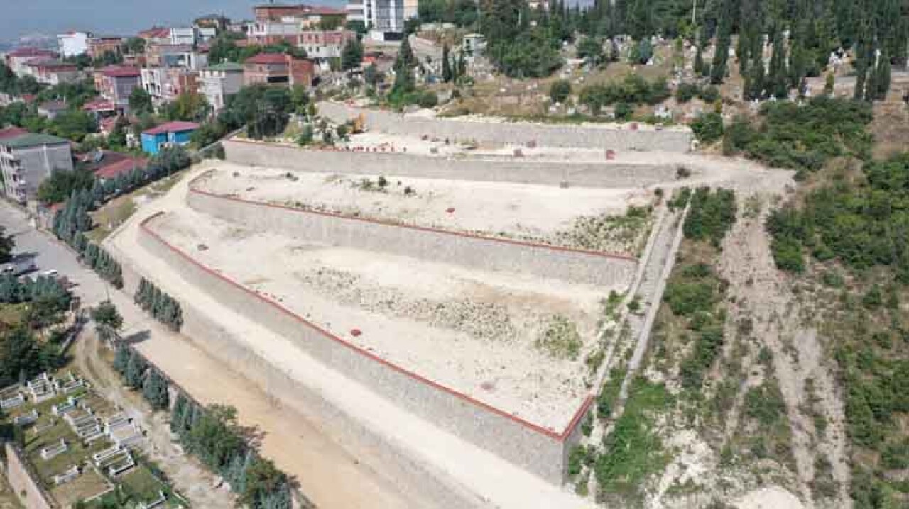 Dilovası Orhangazi Mezarlığı’ndaki çalışmalarda sona doğru yaklaşılıyor