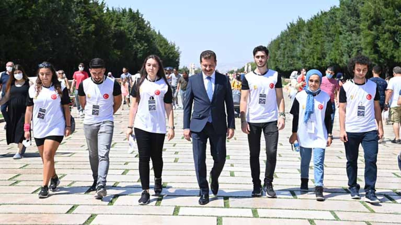 Balıkesir’e Gençlik Araştırma Merkezi kuruluyor