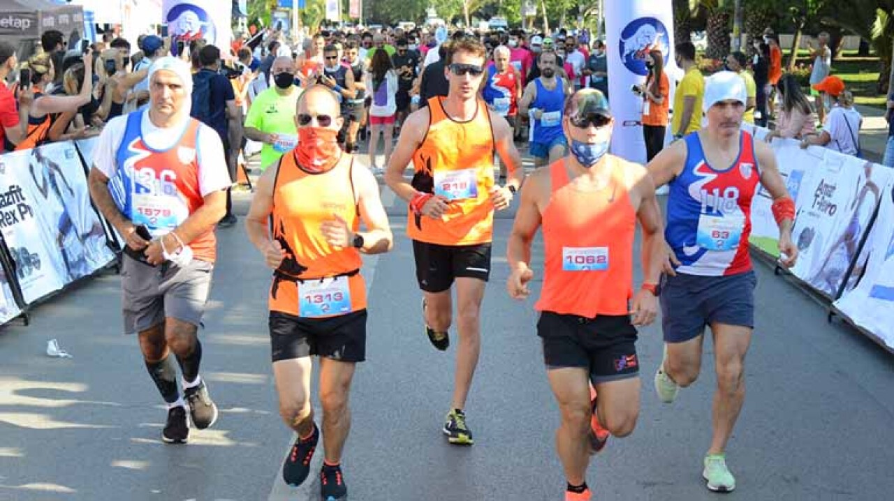 Kadıköy Yarı Maratonu’nda Sporcular  Şiddete Karşı Koşacak