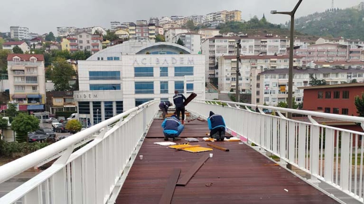 Tramvay inşaatı yağmura rağmen devam ediyor