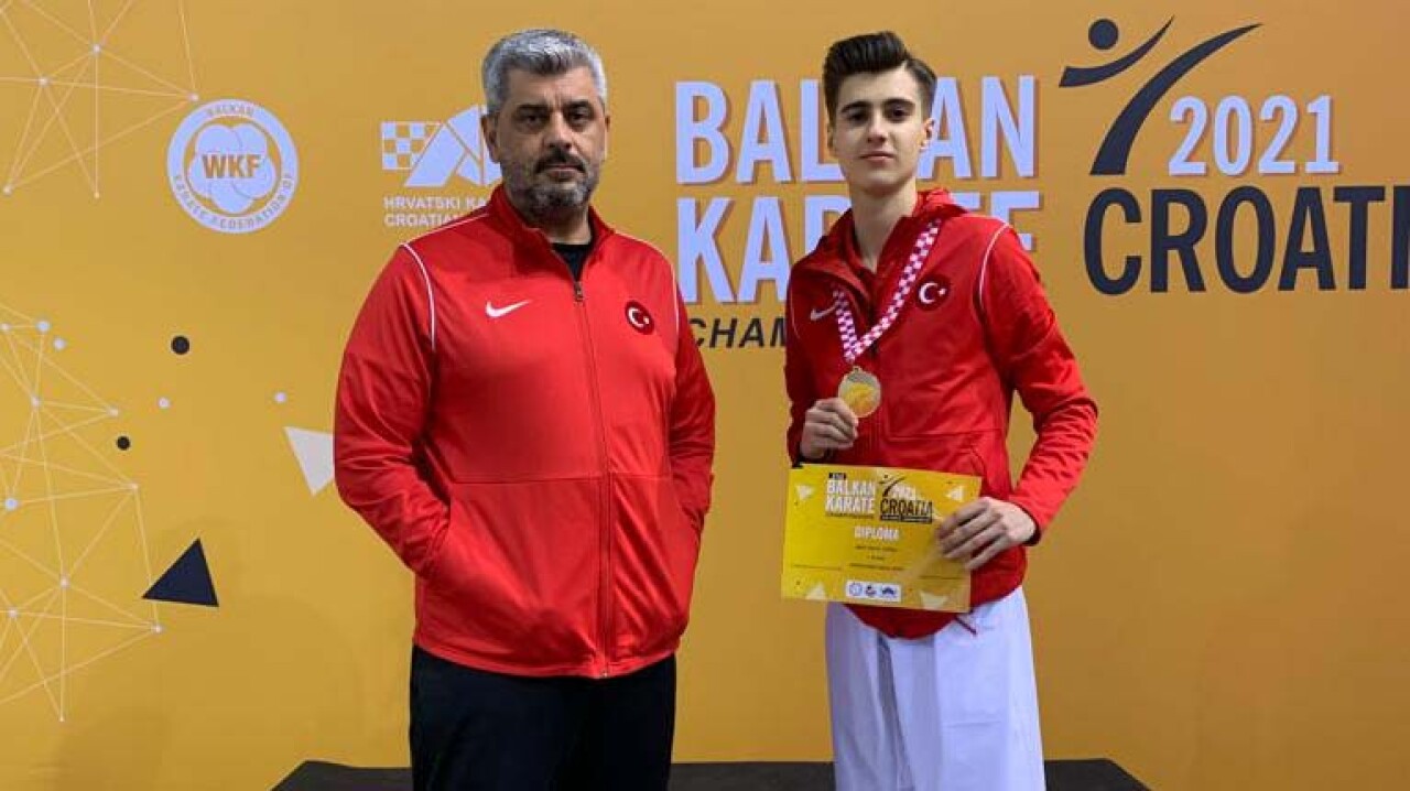 Kocaeli Kağıtsporlu Mert Halıcı, Balkan Şampiyonu